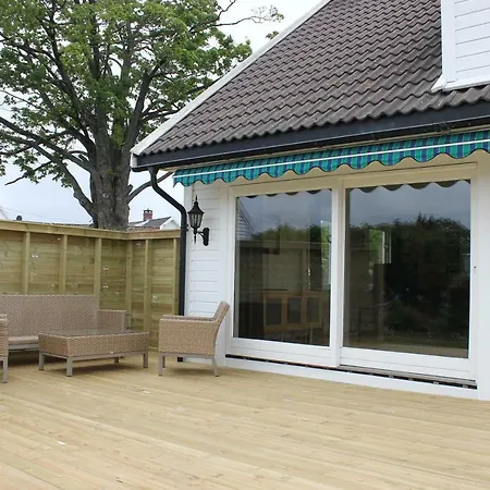 Big And Nice House Sentral In Kristiansand